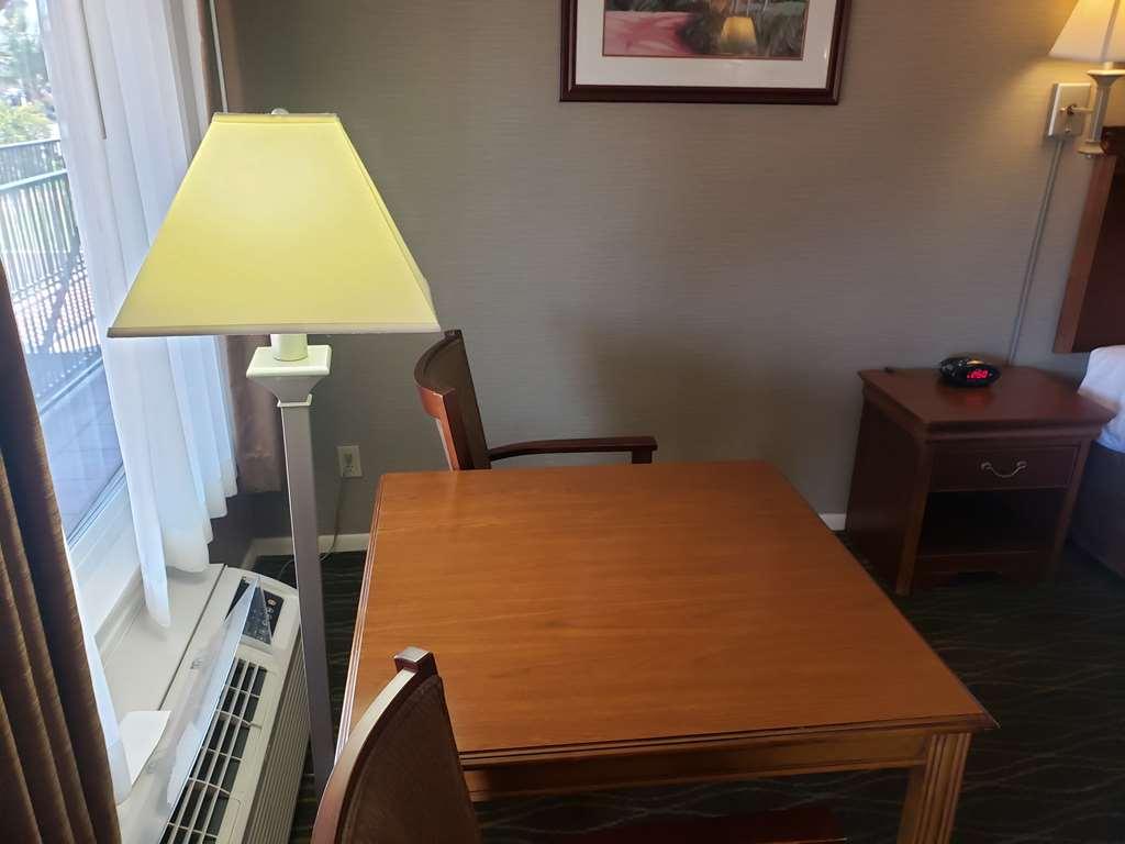 Best Western La Posada Motel Fillmore Ruang foto