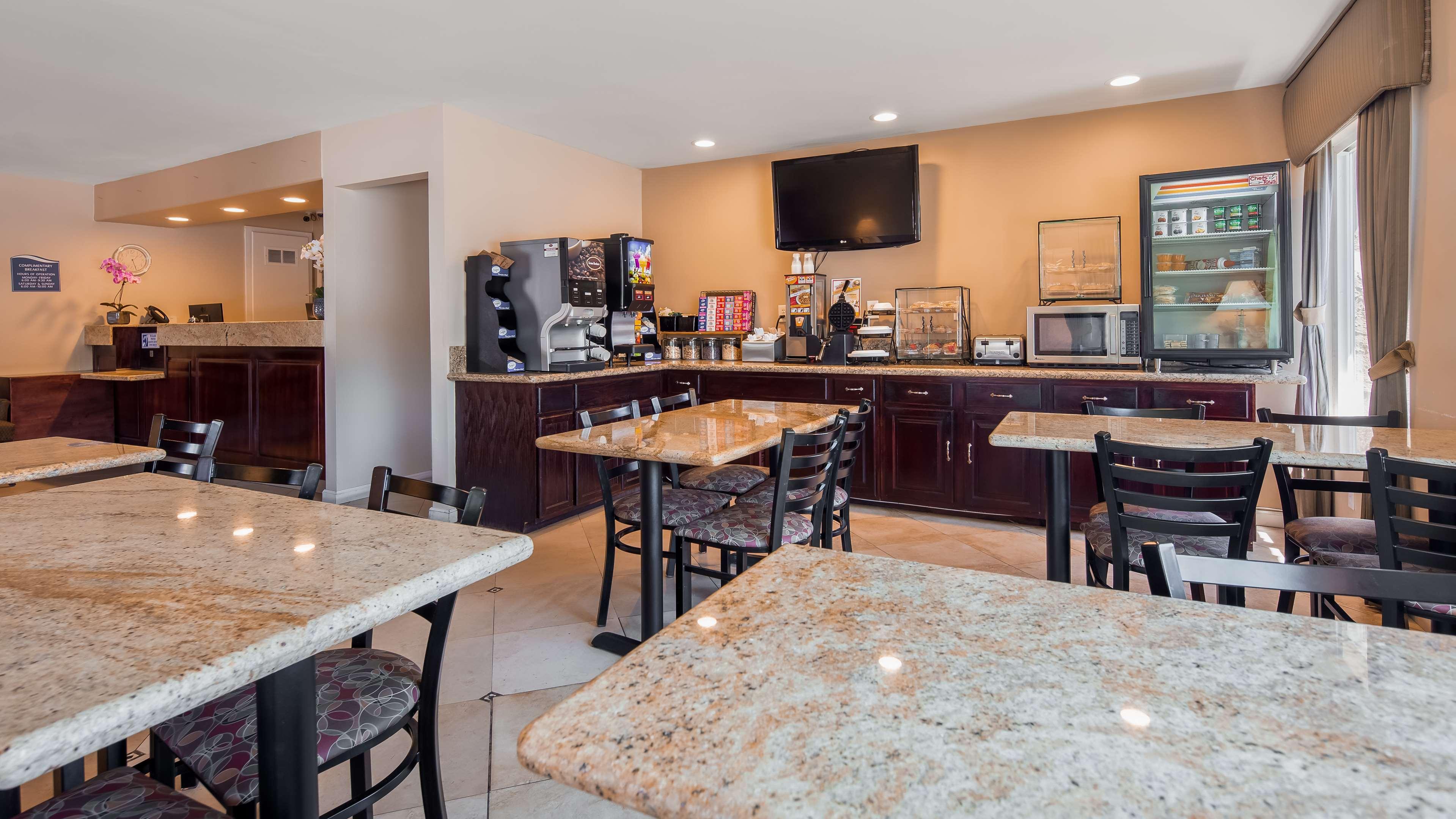 Best Western La Posada Motel Fillmore Bagian luar foto