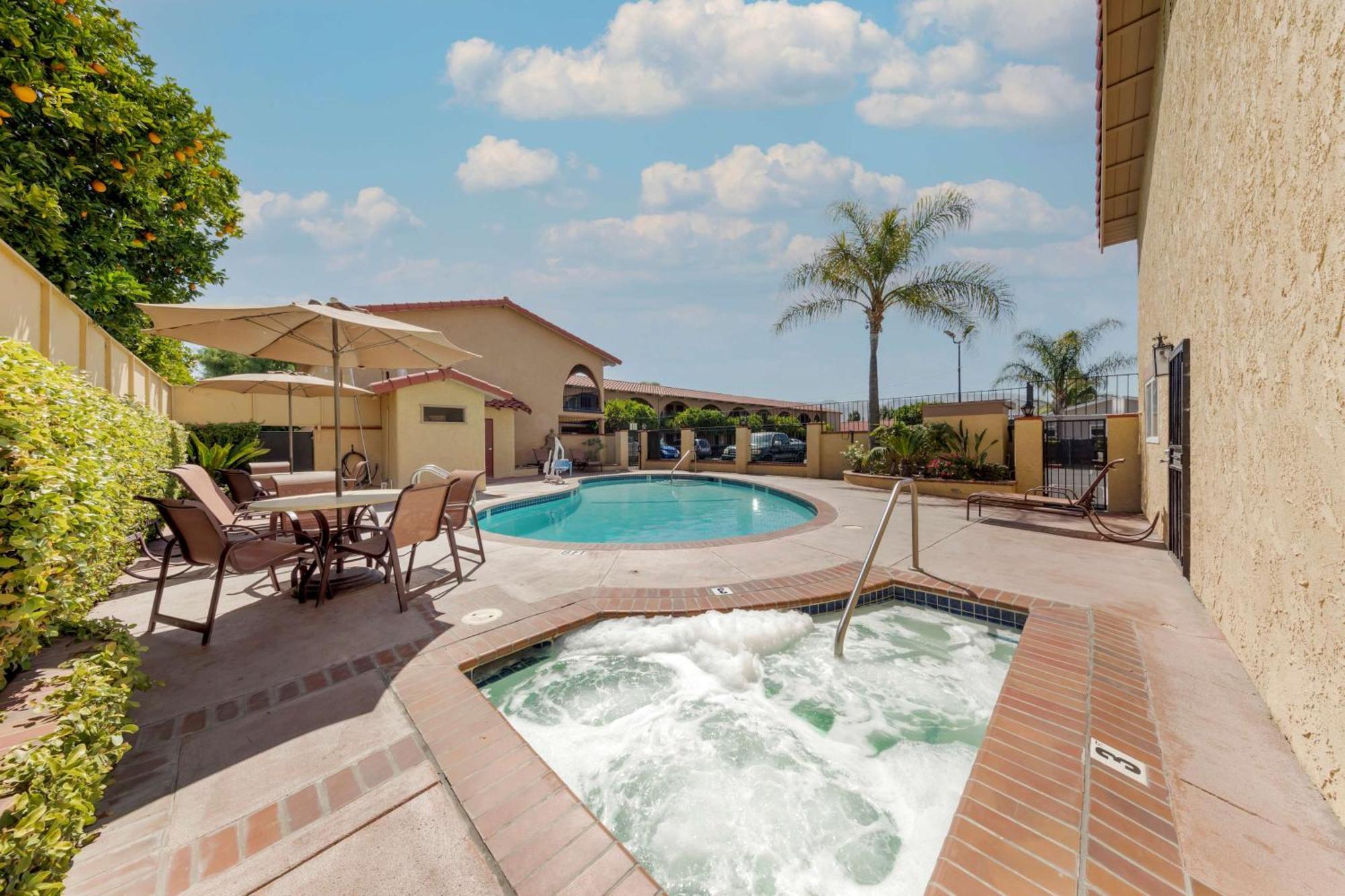 Best Western La Posada Motel Fillmore Bagian luar foto